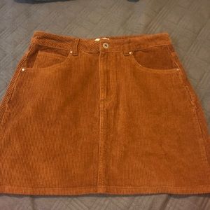 Corduroyed skirt